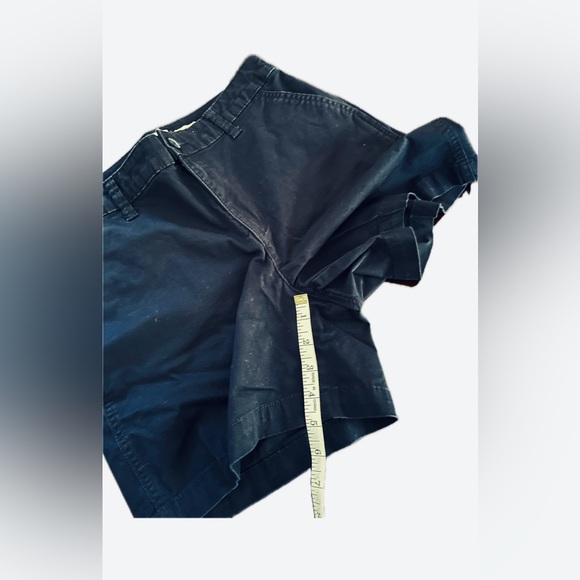 Woman’s dark navy blue shorts soft comfortable size 6 98% cotton 2% spandex - Picture 3 of 6